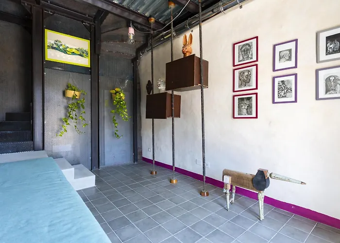 Modicafreakhouse