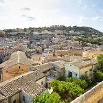 Modicafreakhouse * Modica